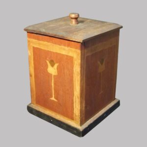 29-19457, Paint decorated salt or sugar box having stylized tulip an border decoration on bone wood ground, Attr. to Mohantongo Valley, later 19th century. $1,950